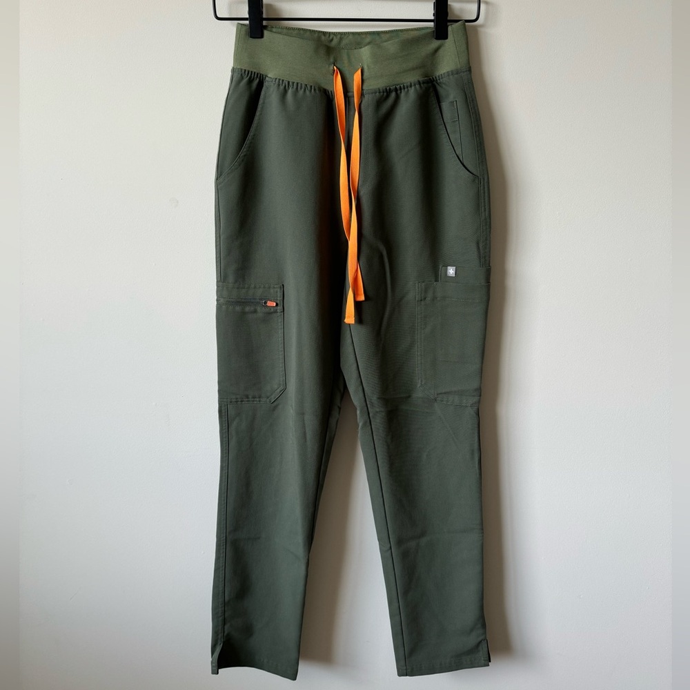 Figs Moss Yola Skinny Scrub Pant
